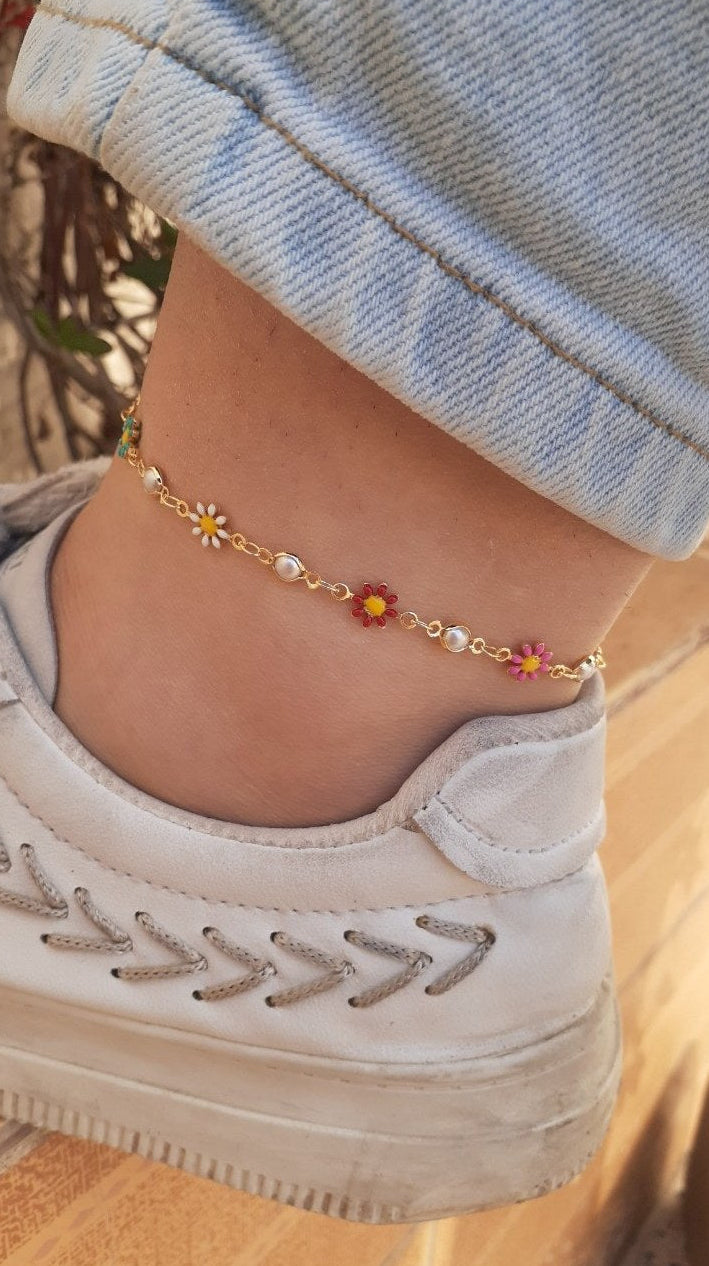 Colorful Daisy Pearl Anklet (Pack of 2) – Gold Plated Floral Chain for Women